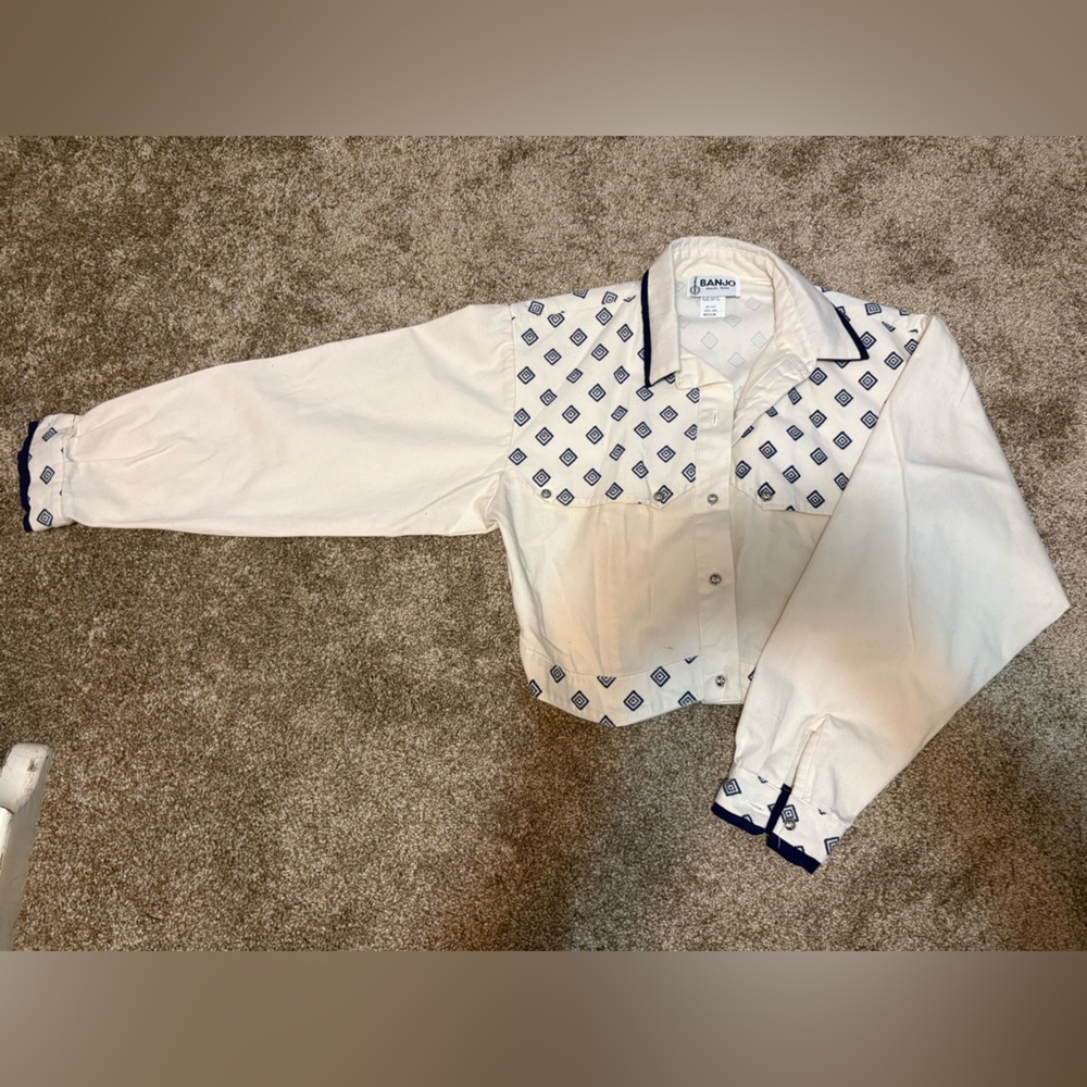 Vintage Bango Women’s Western Button Up Crop Shirt.